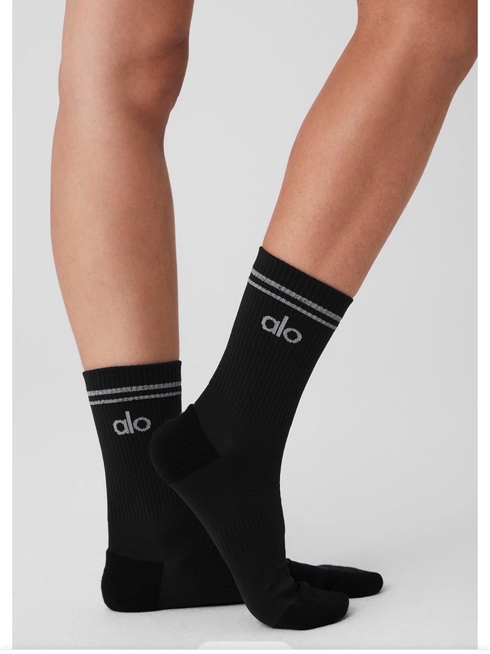 NWT ALO Yoga Unisex Half-Crew Performance Socks - Black with Gray Stripes